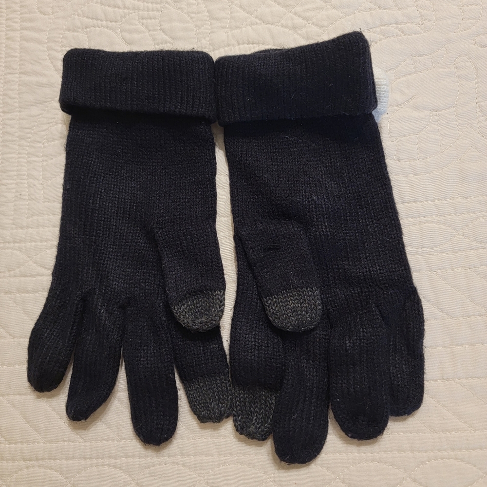 Kate Spade New York Colorblock Bow Tech Gloves - Picture 2 of 3
